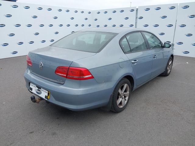 2013 VOLKSWAGEN PASSAT S B