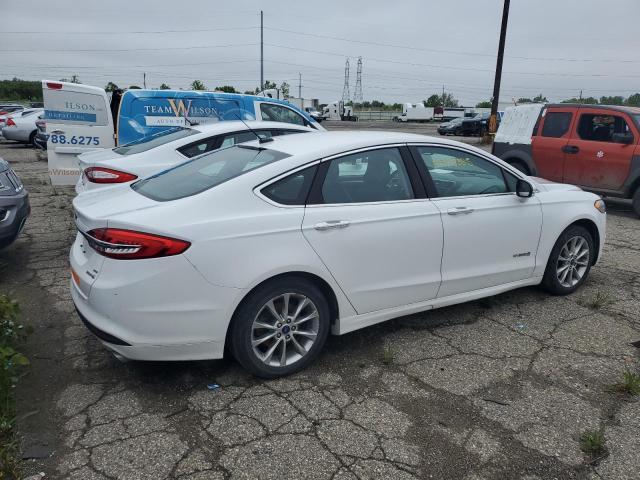 Седаны FORD FUSION 2017 Белый