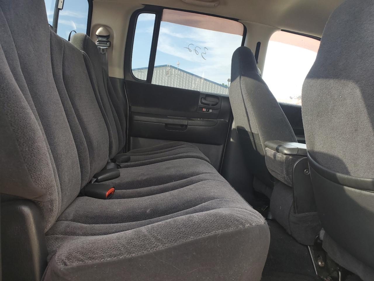 2002 Dodge Dakota Quad Slt VIN: 1B7HL48Z52S621987 Lot: 54405095