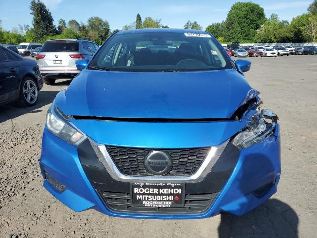  NISSAN VERSA 2021 Синій