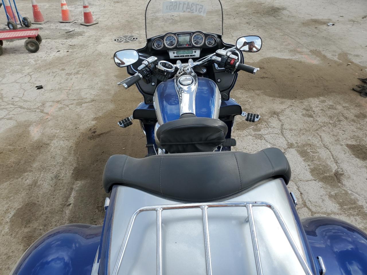 2011 Kawasaki Vn1700 A VIN: JKBVNRA13BA006283 Lot: 57341165