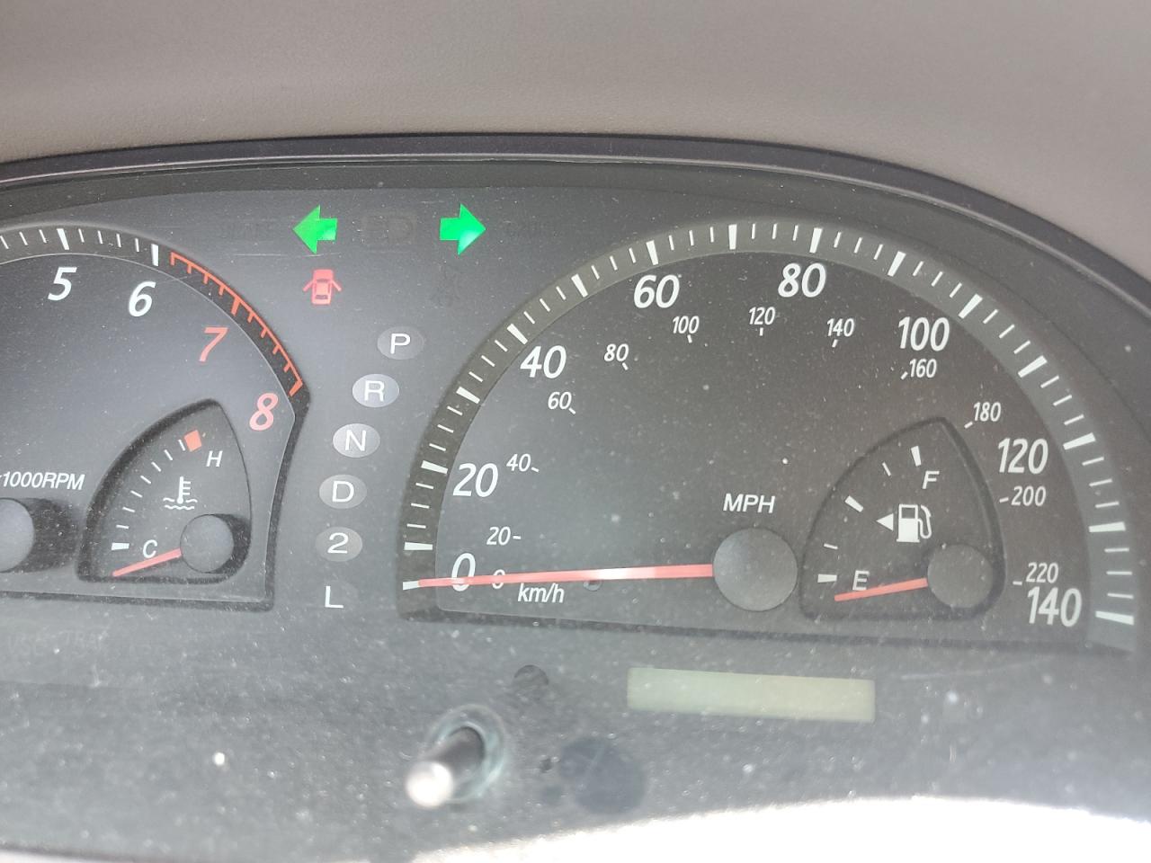 2003 Toyota Camry Le VIN: 4T1BE32K33U647009 Lot: 57041815