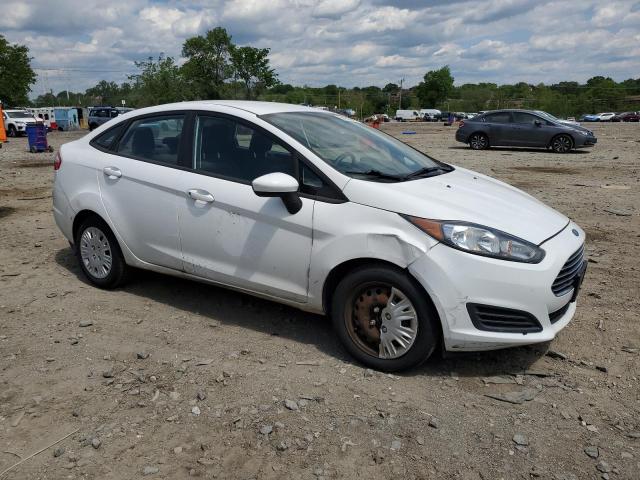 Седаны FORD FIESTA 2014 Белый