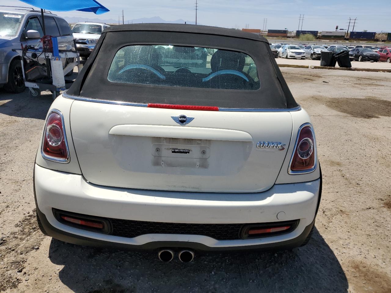 2011 Mini Cooper S VIN: WMWZP3C51BTX83131 Lot: 57136355