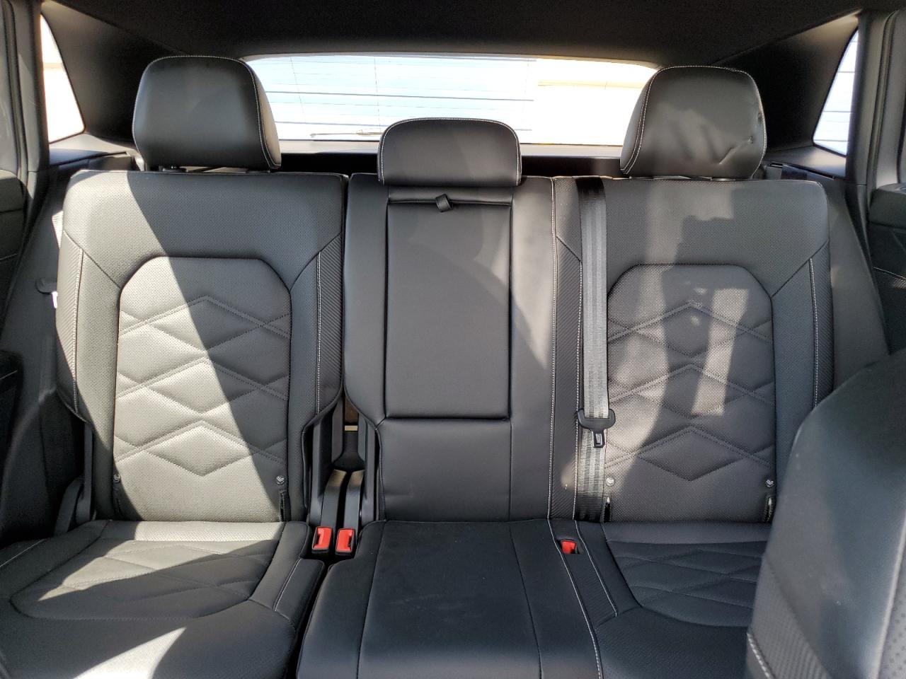 2025 Volkswagen Atlas Cross Sport Se VIN: 1V2HE2CA2SC204139 Lot: 56337705