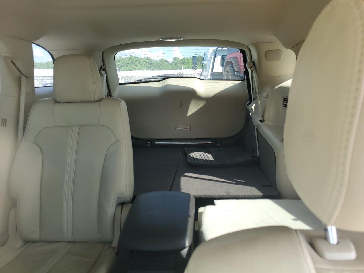 2019 Lincoln Mkt VIN: 2LMHJ5AT7KBL00903 Lot: 56003425