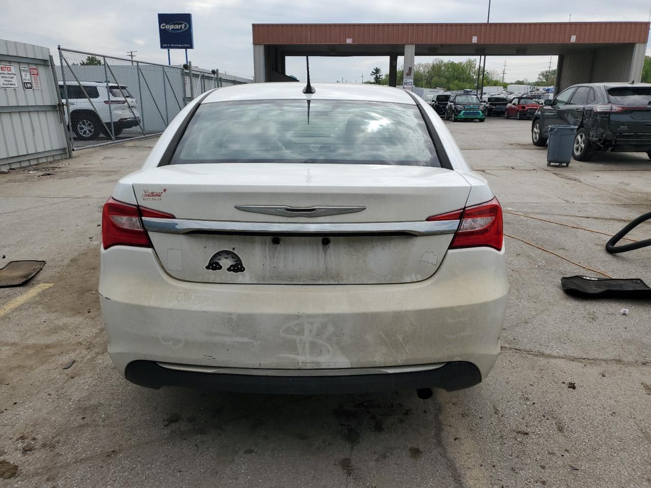 2012 Chrysler 200 Touring VIN: 1C3CCBBB4CN197667 Lot: 56578975