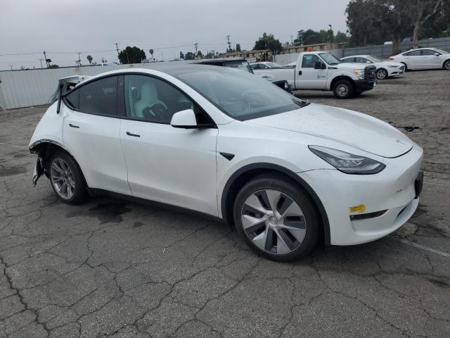  TESLA MODEL Y 2022 Белый
