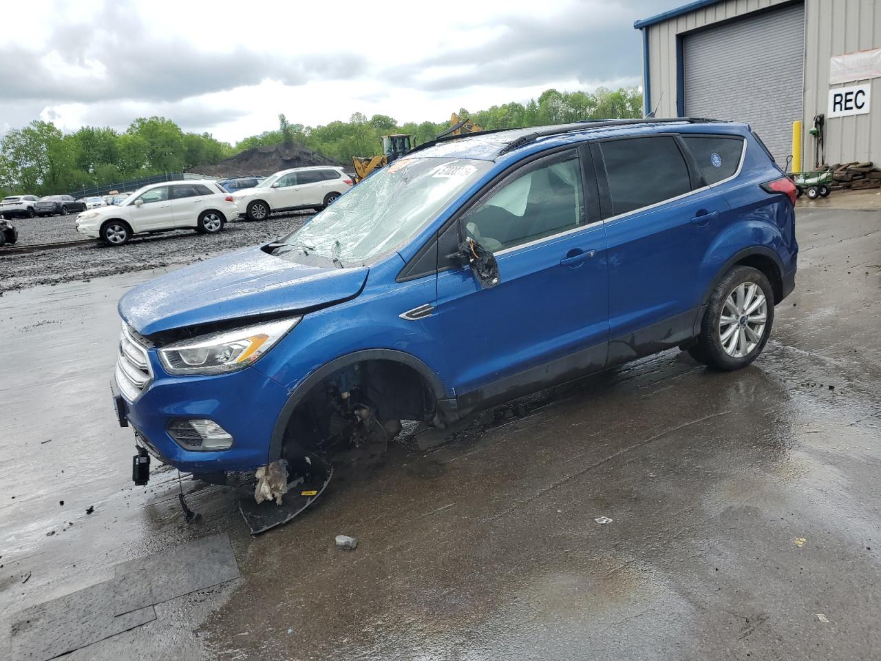 Duryea, PA에서 판매 중인 2019 Ford Escape Sel - Side