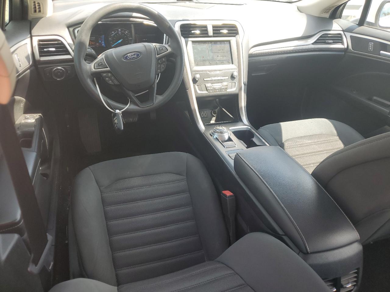 2019 Ford Fusion Se VIN: 3FA6P0LU5KR124911 Lot: 55083965