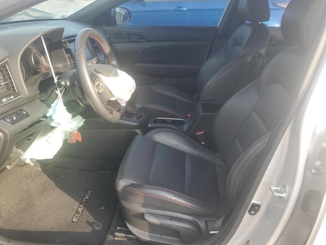  HYUNDAI ELANTRA 2018 Srebrny