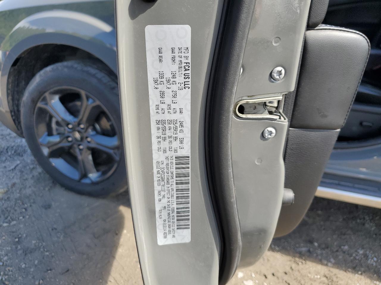 2019 Dodge Journey Crossroad VIN: 3C4PDCGB0KT701137 Lot: 55848015
