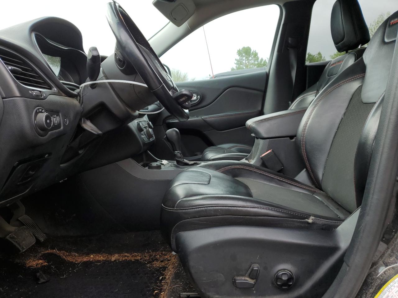 2019 Jeep Cherokee Trailhawk VIN: 1C4PJMBX4KD121641 Lot: 57128905
