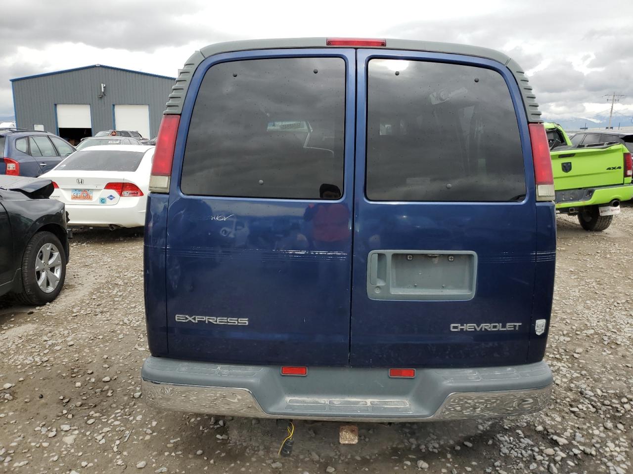 2001 Chevrolet Express G1500 VIN: 1GBFG15M411225075 Lot: 56948945