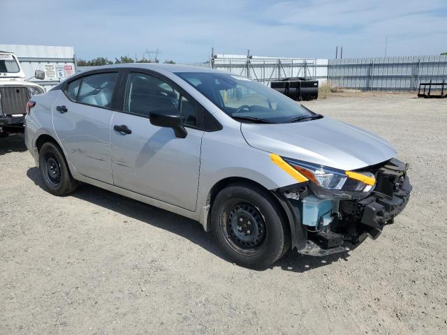  NISSAN VERSA 2024 Silver