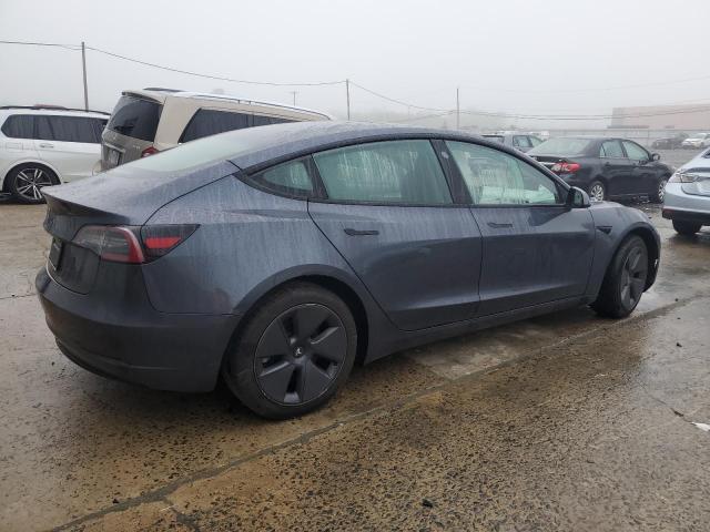  TESLA MODEL 3 2023 Серый