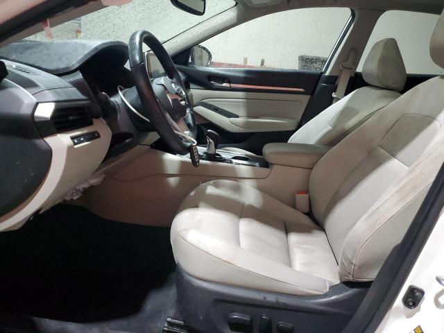  NISSAN ALTIMA 2019 Biały