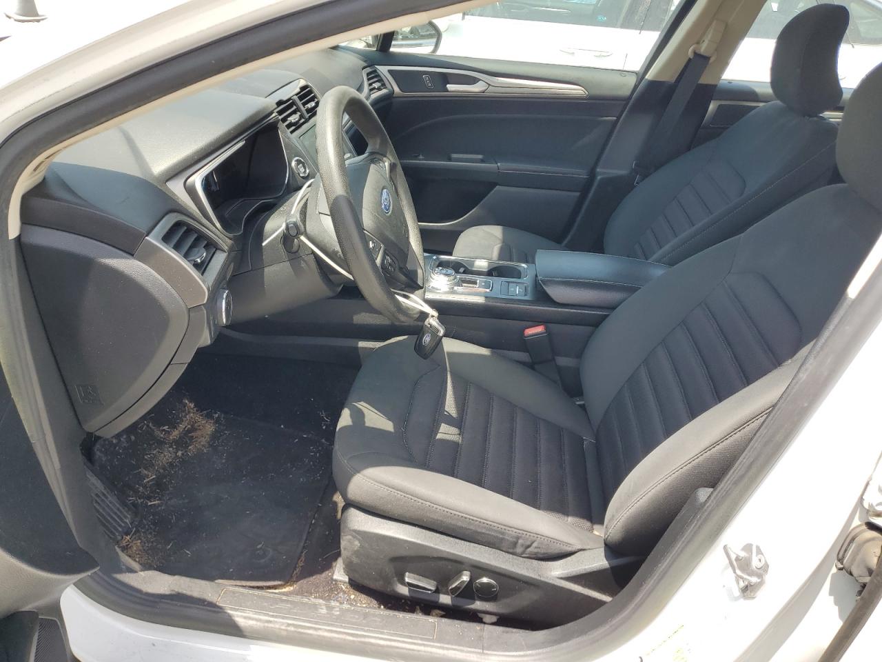 2019 Ford Fusion Se VIN: 3FA6P0LU0KR124833 Lot: 56528425