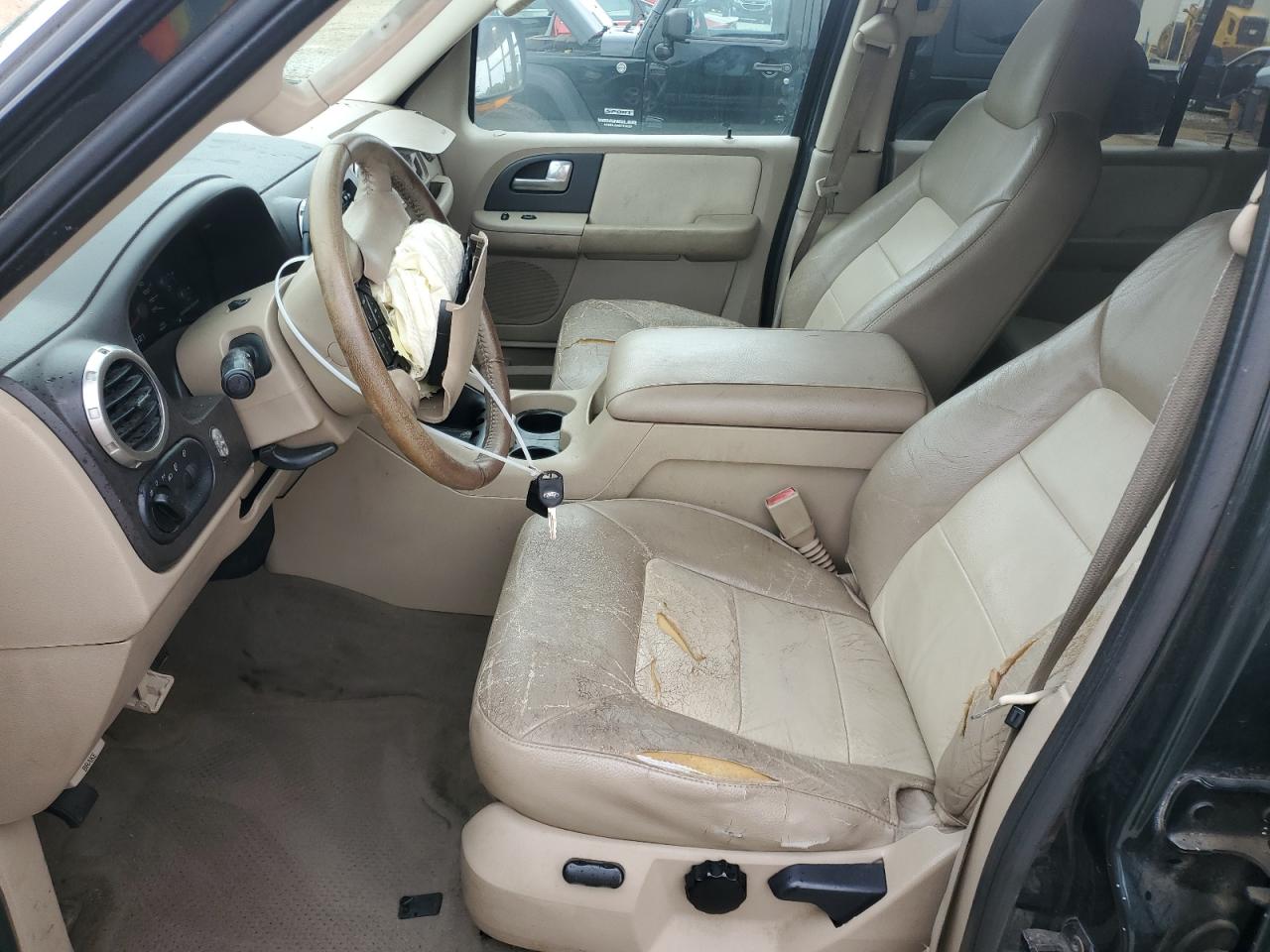 2004 Ford Expedition Eddie Bauer VIN: 1FMPU18L24LA18376 Lot: 58567575