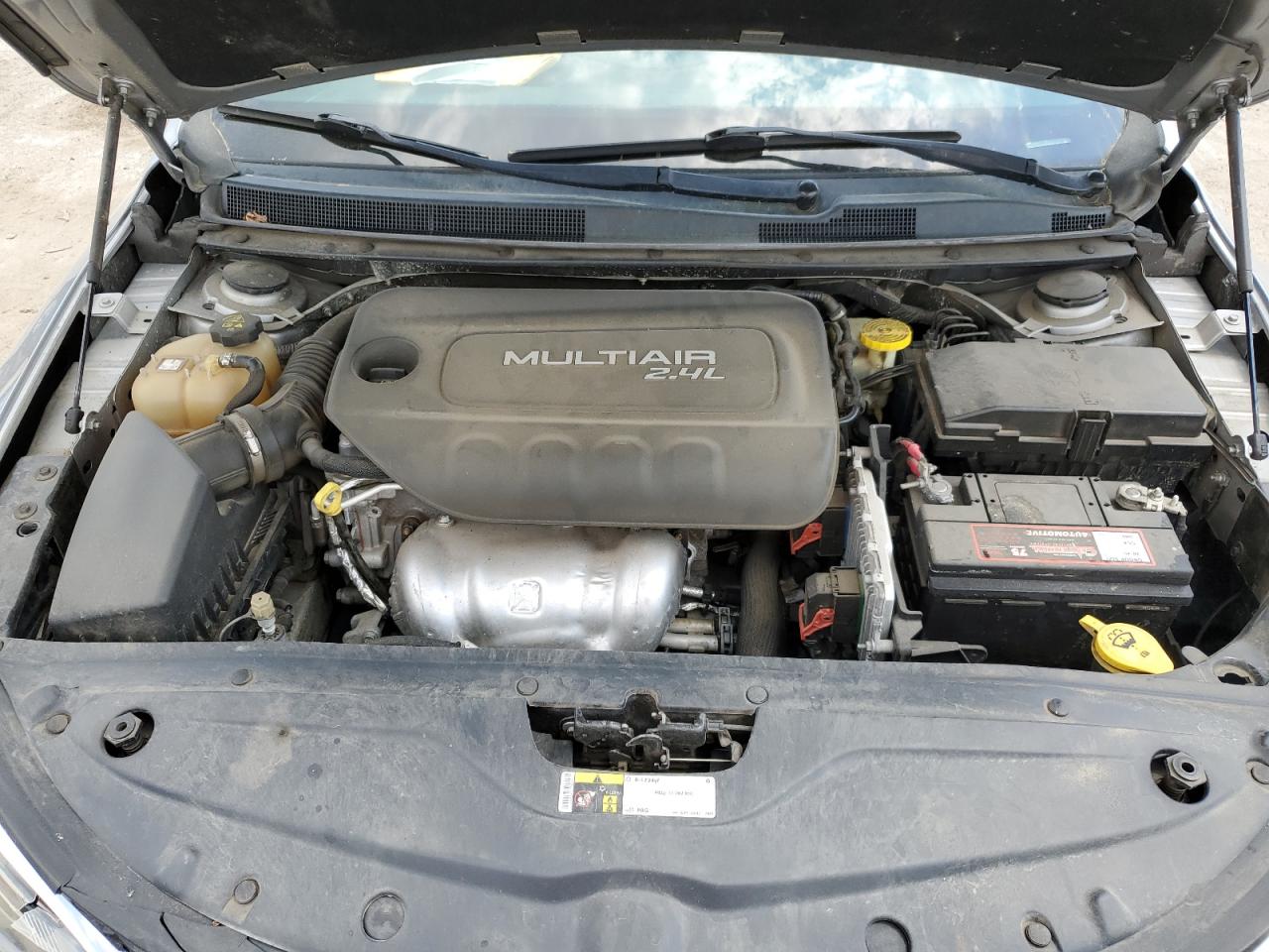 2015 Chrysler 200 Limited VIN: 1C3CCCAB3FN702108 Lot: 56909605