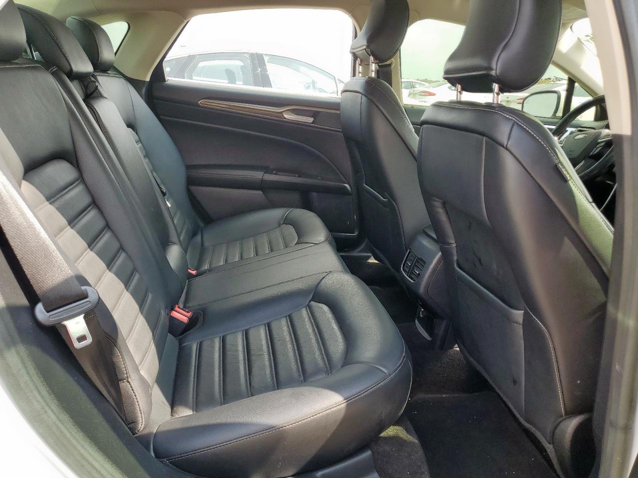 2017 Ford Fusion Se Hybrid VIN: 3FA6P0LU5HR409004 Lot: 54037715