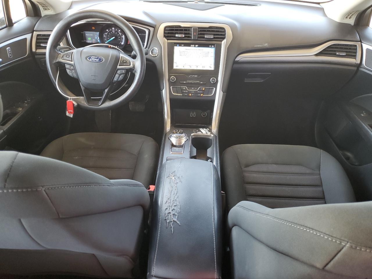 2019 Ford Fusion Se VIN: 3FA6P0LU6KR124819 Lot: 54023705