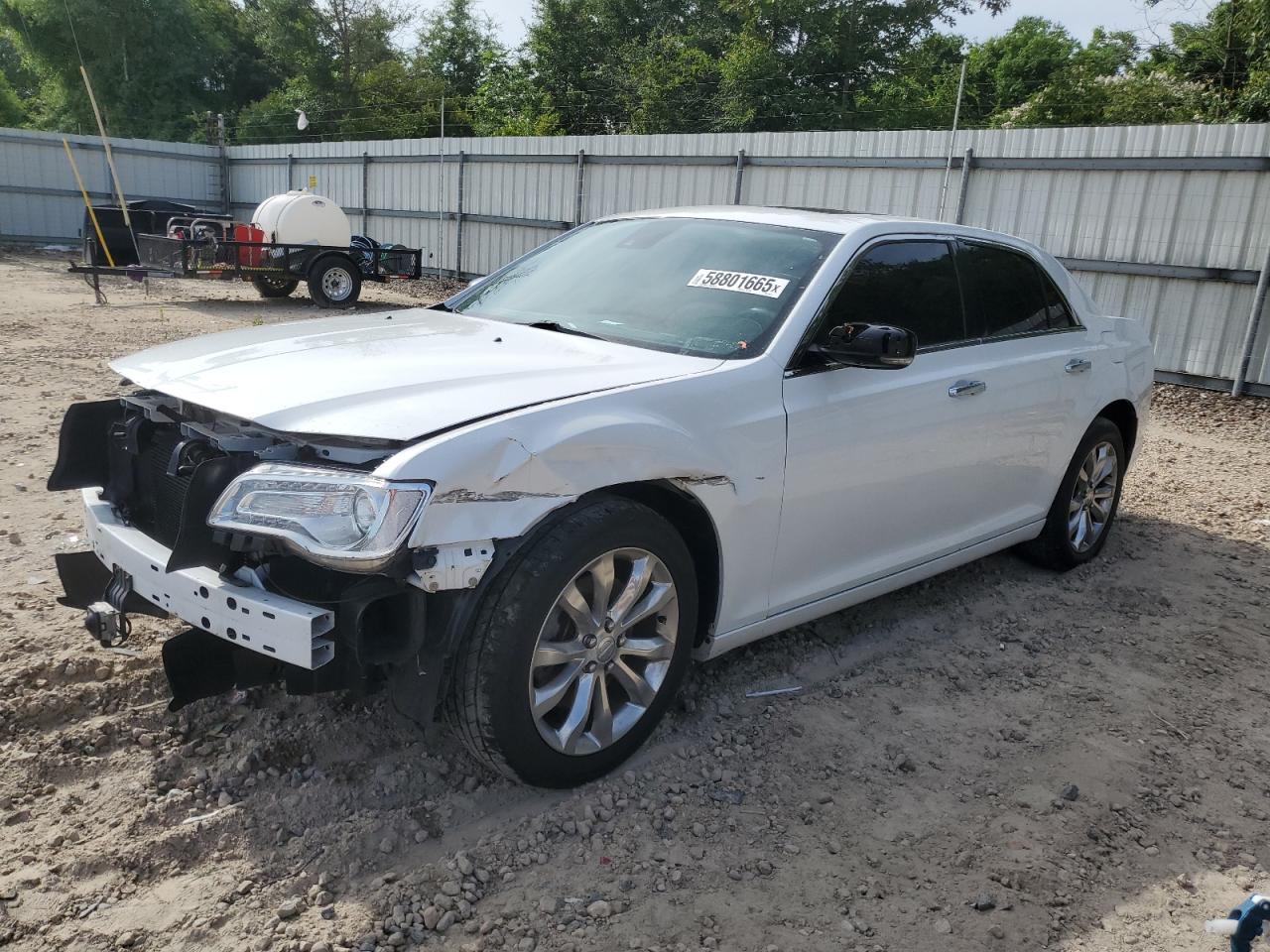 2015 Chrysler 300C Platinum for Sale in Midway, FL - Side