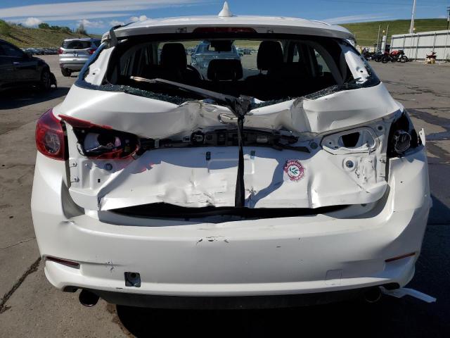  MAZDA 3 2018 White