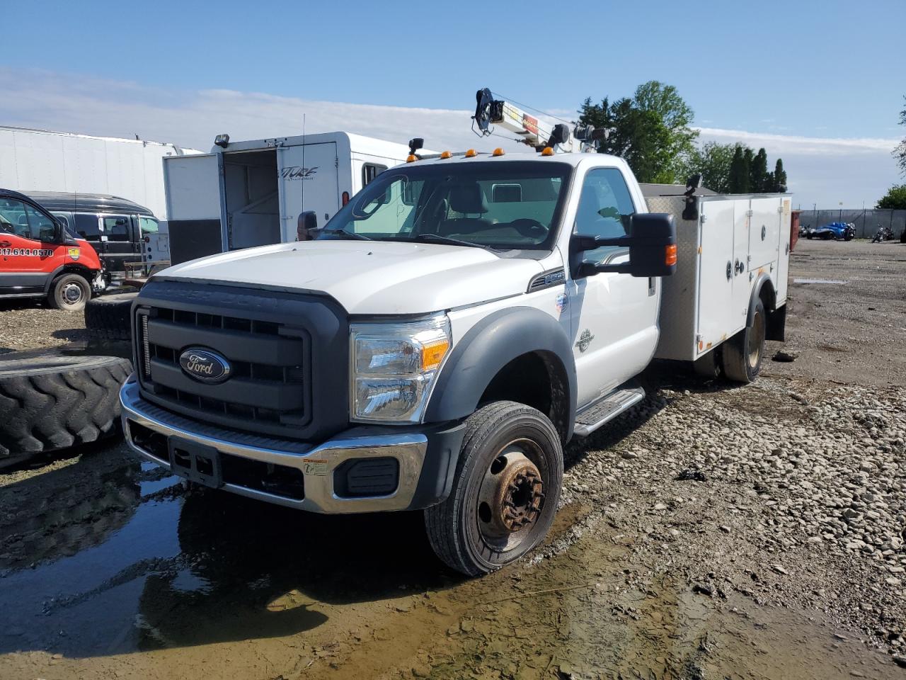 2012 Ford F550 Super Duty na sprzedaż w Cicero, IN - Minor Dent/Scratches