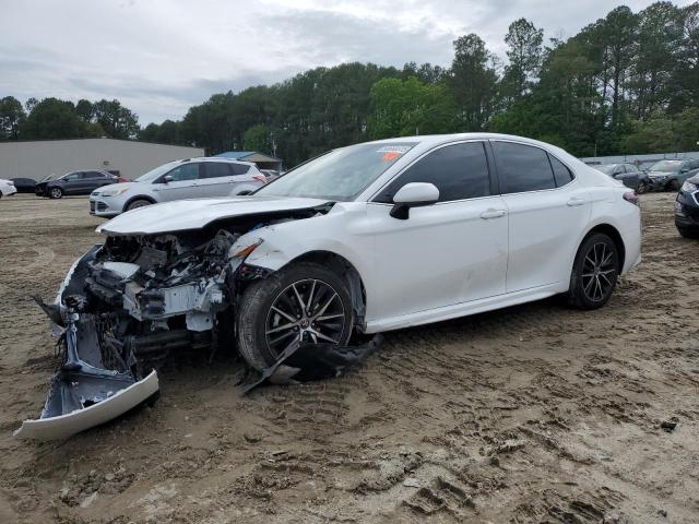  TOYOTA CAMRY 2021 Белы