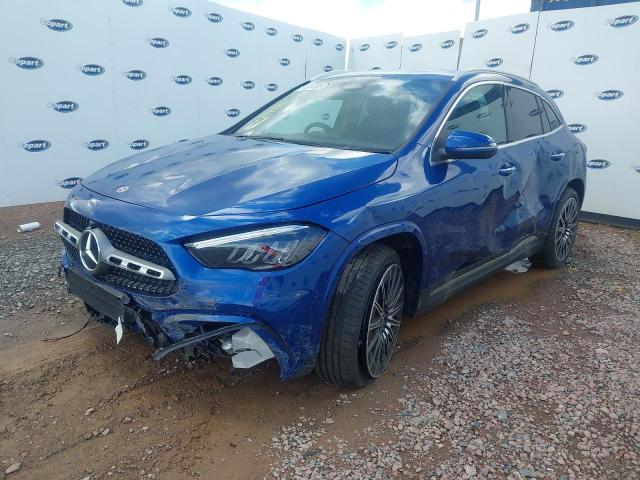 MERCEDES BENZ GLA 200 AM 2025