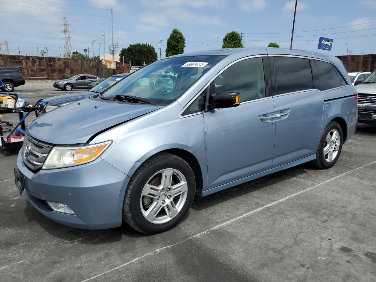 2012 Honda Odyssey Touring на продаже в Wilmington, CA - Front End
