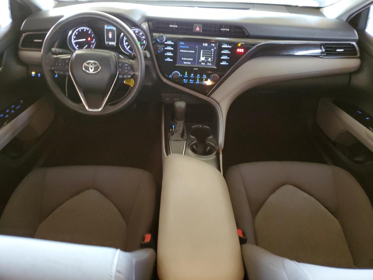 2020 Toyota Camry - Image 8