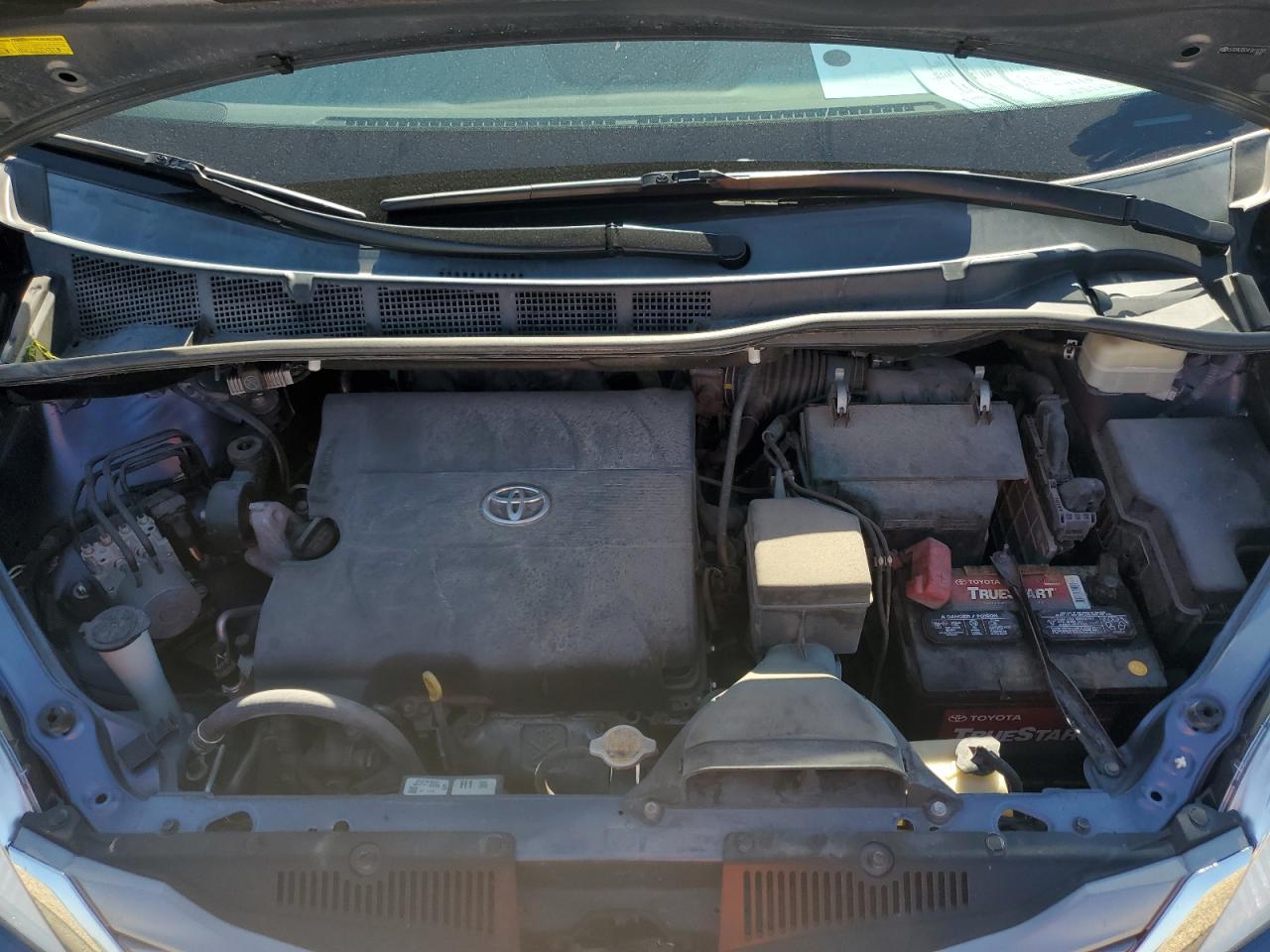 2015 Toyota Sienna Xle VIN: 5TDYK3DC4FS619385 Lot: 57090385