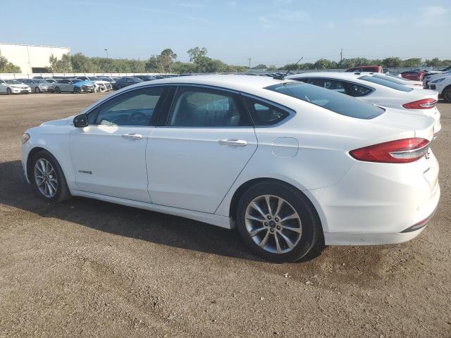 Седаны FORD FUSION 2017 Белый