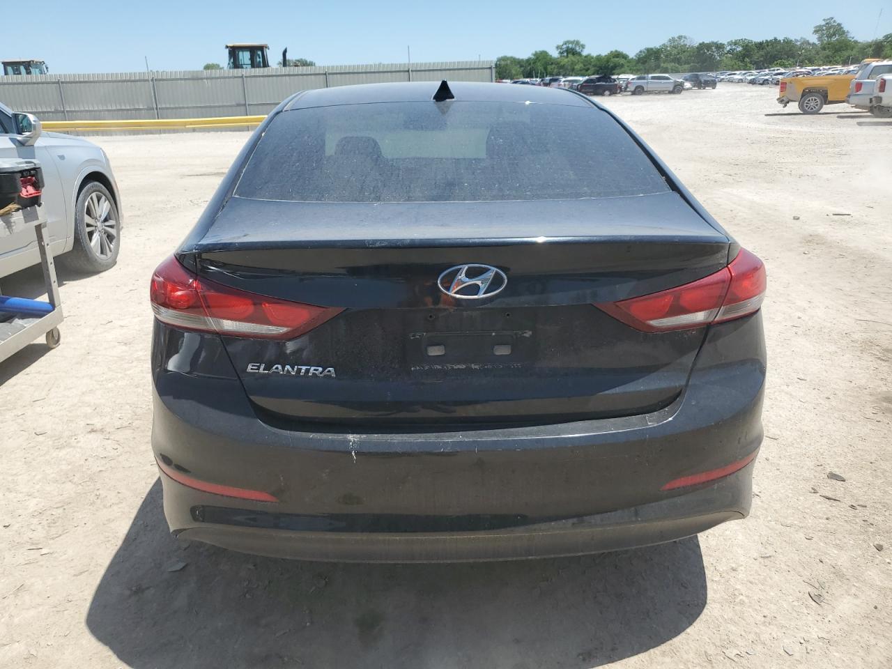 2018 Hyundai Elantra Sel VIN: 5NPD84LF3JH393997 Lot: 56944015