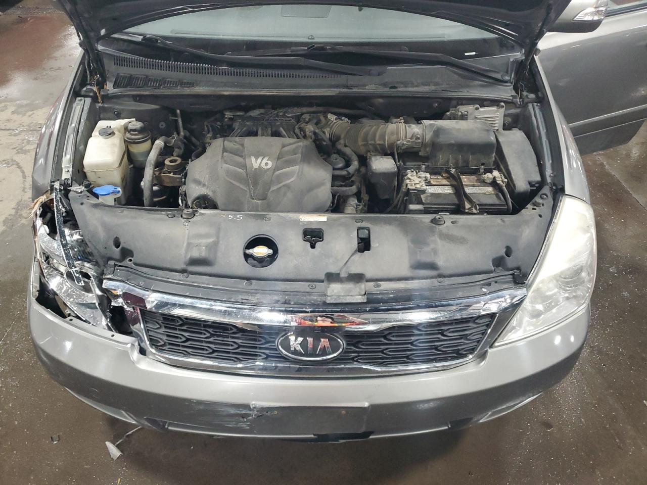 2011 Kia Sedona Lx VIN: KNDMG4C73B6405833 Lot: 56179945
