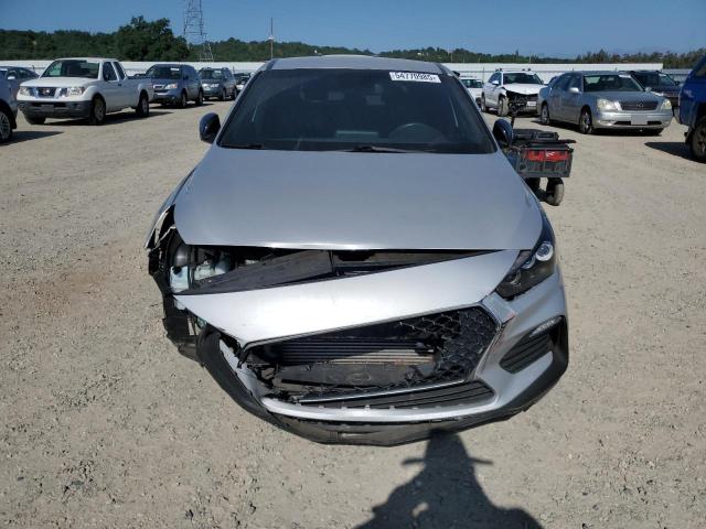  HYUNDAI ELANTRA 2019 Сріблястий