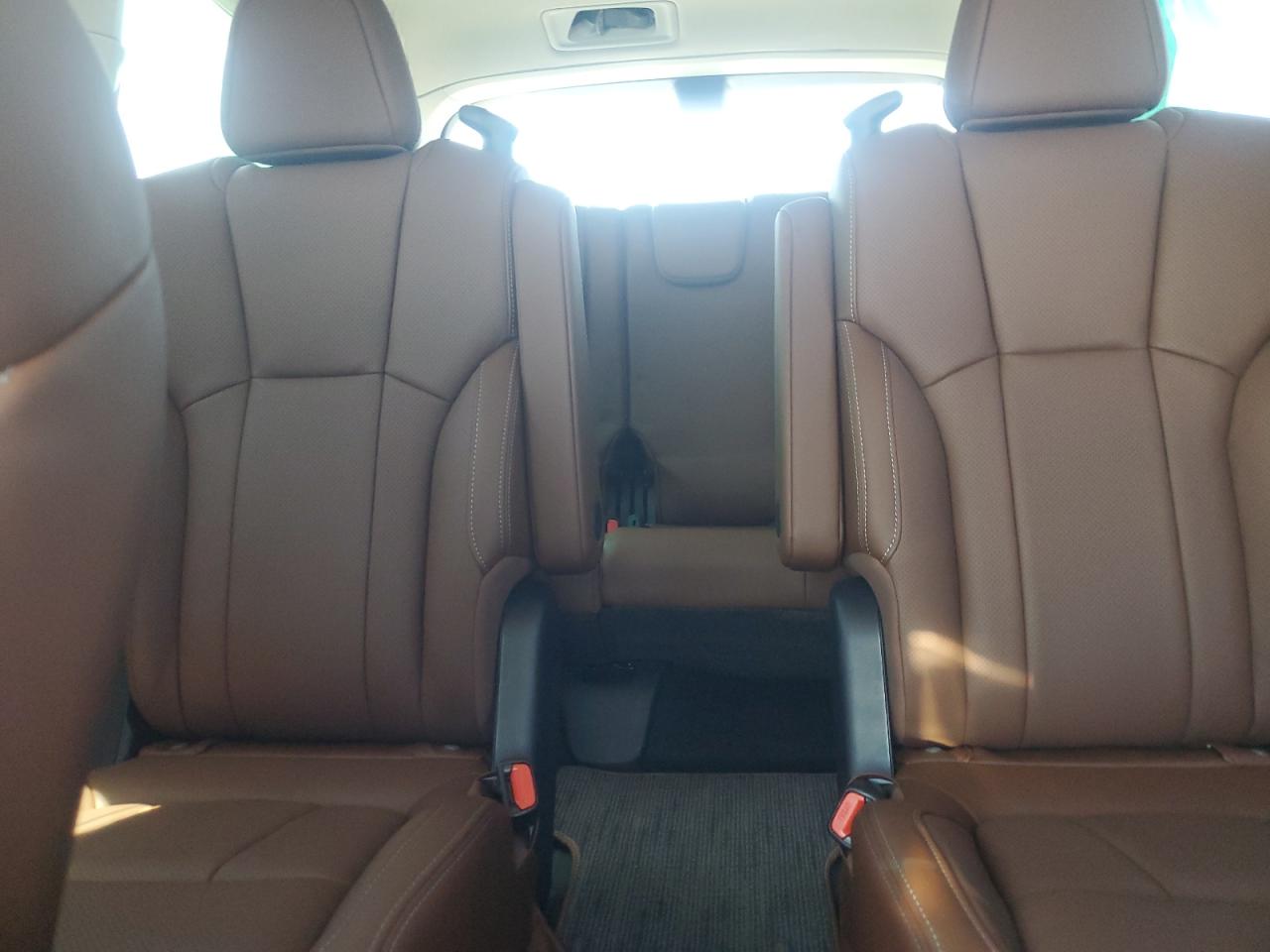 2024 Subaru Ascent Touring VIN: 4S4WMAWD7R3403561 Lot: 56973125