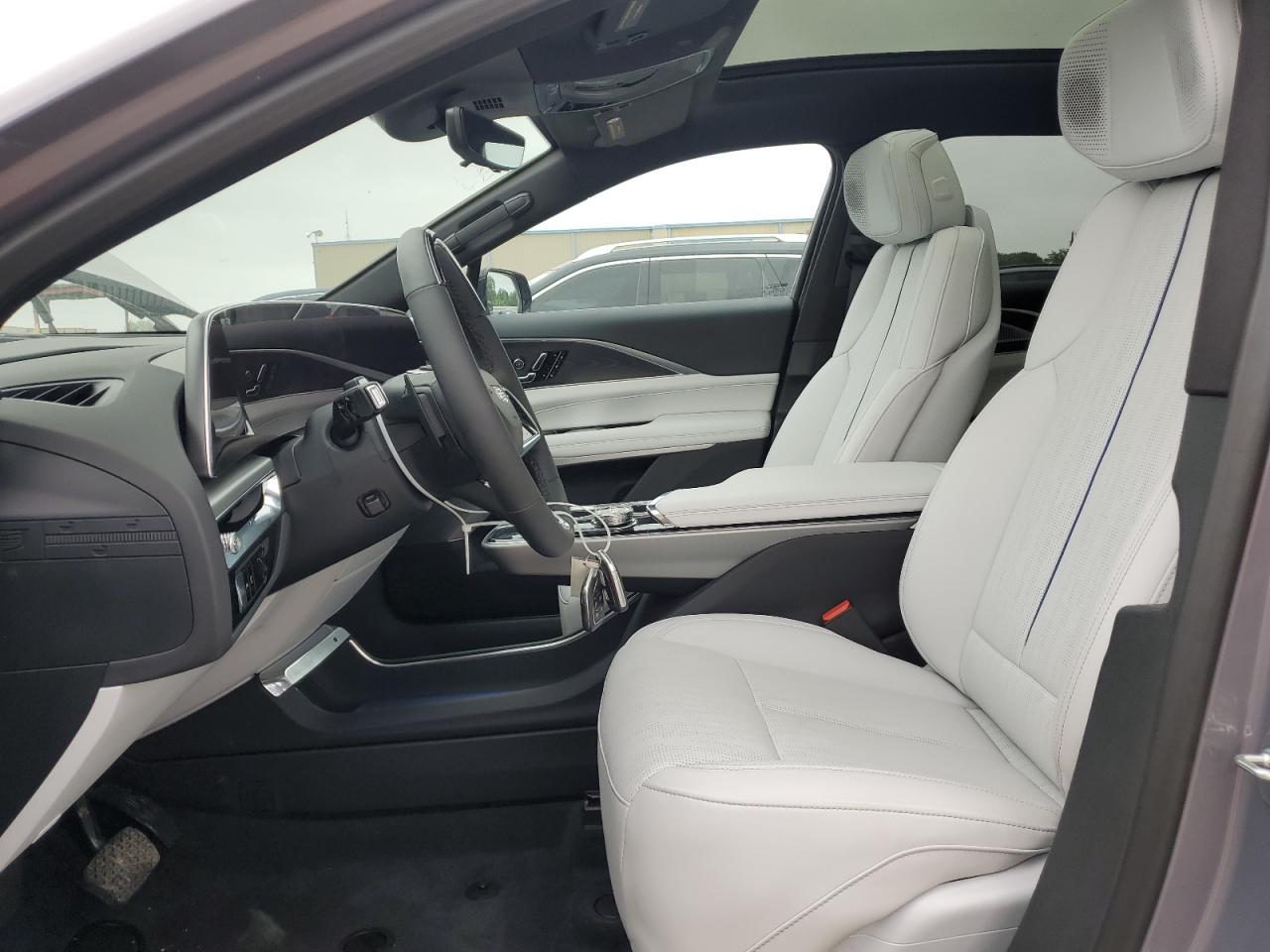 2025 Cadillac Lyriq Luxury VIN: 1GYKPTRL2SZ303874 Lot: 55592315