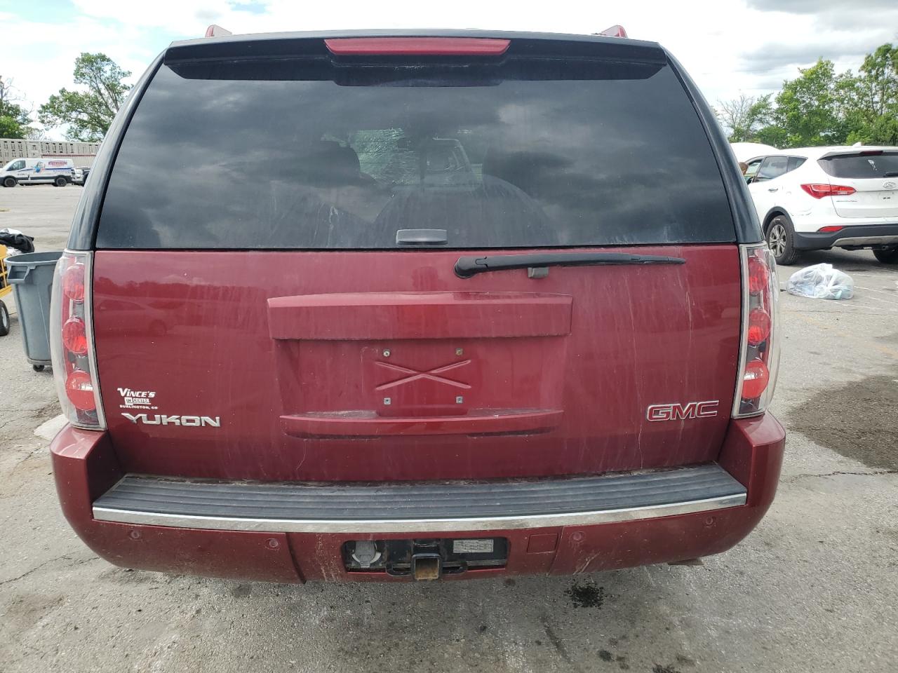 2008 GMC Yukon Denali VIN: 1GKFK63818J170385 Lot: 56486255