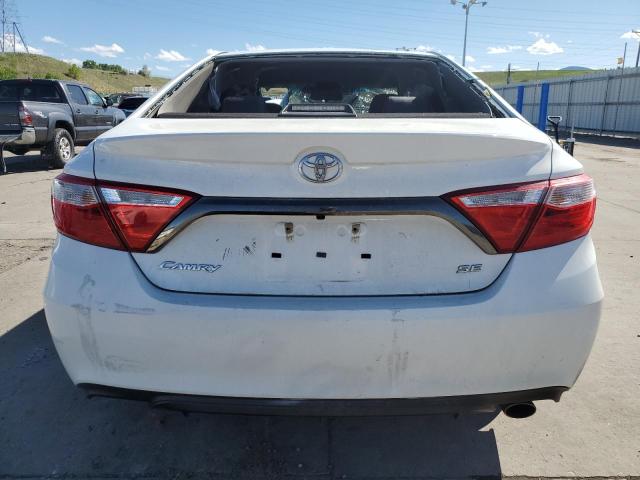  TOYOTA CAMRY 2016 Biały
