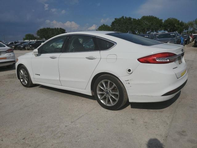 Седаны FORD FUSION 2017 Белый