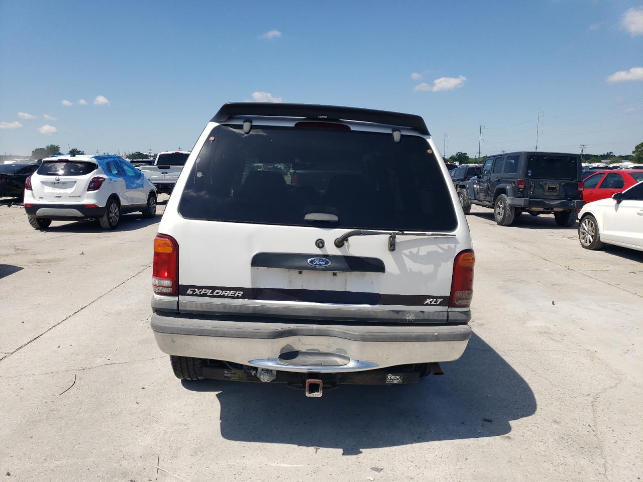 2000 Ford Explorer Xlt VIN: 1FMZU73E1YZB73542 Lot: 56325925