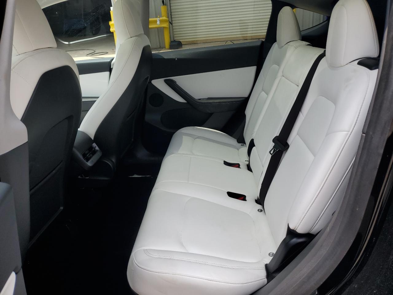 2020 Tesla Model Y VIN: 5YJYGDEE1LF046467 Lot: 56554075