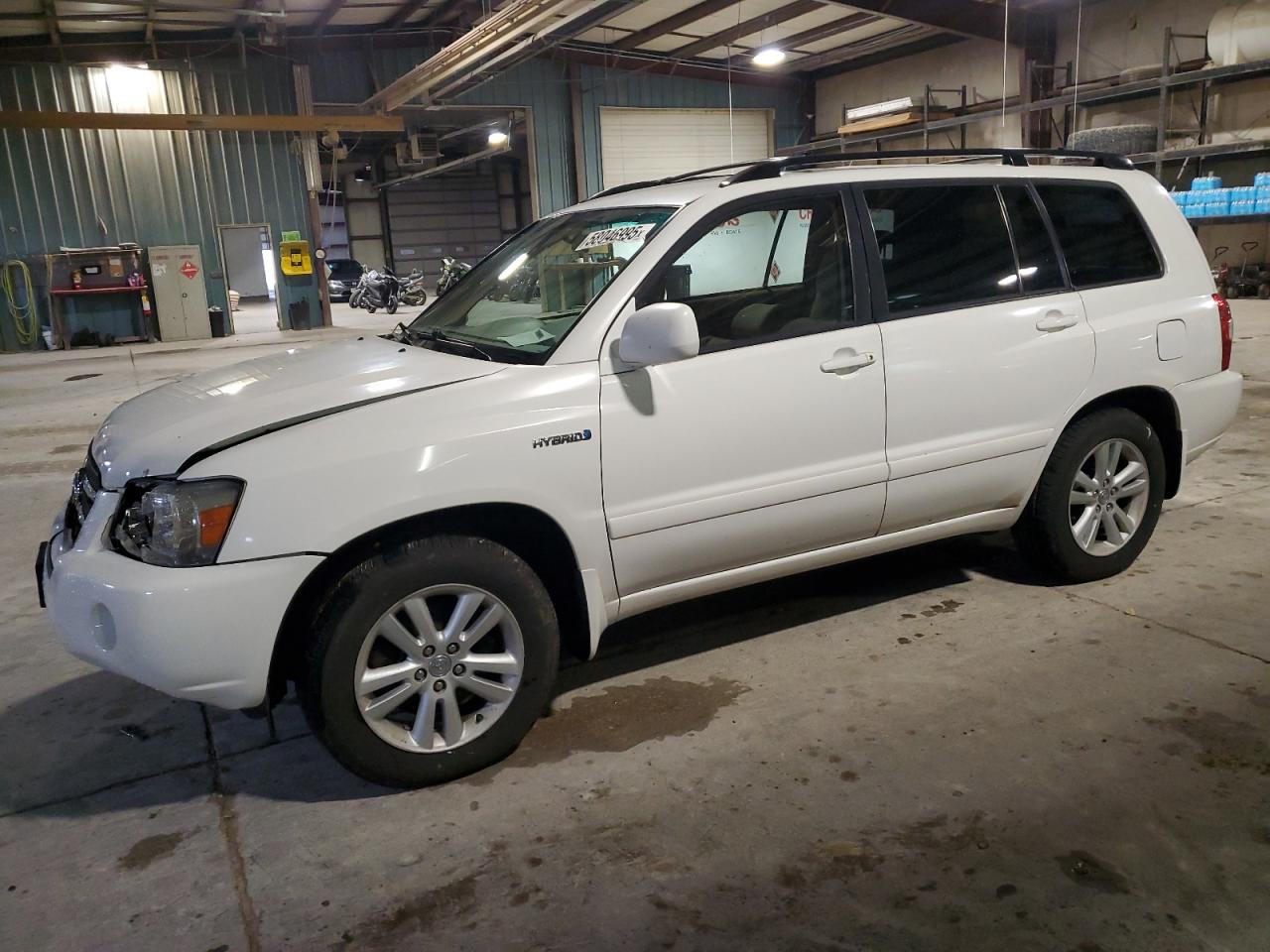 2006 Toyota Highlander Hybrid for Sale in Eldridge, IA - Front End