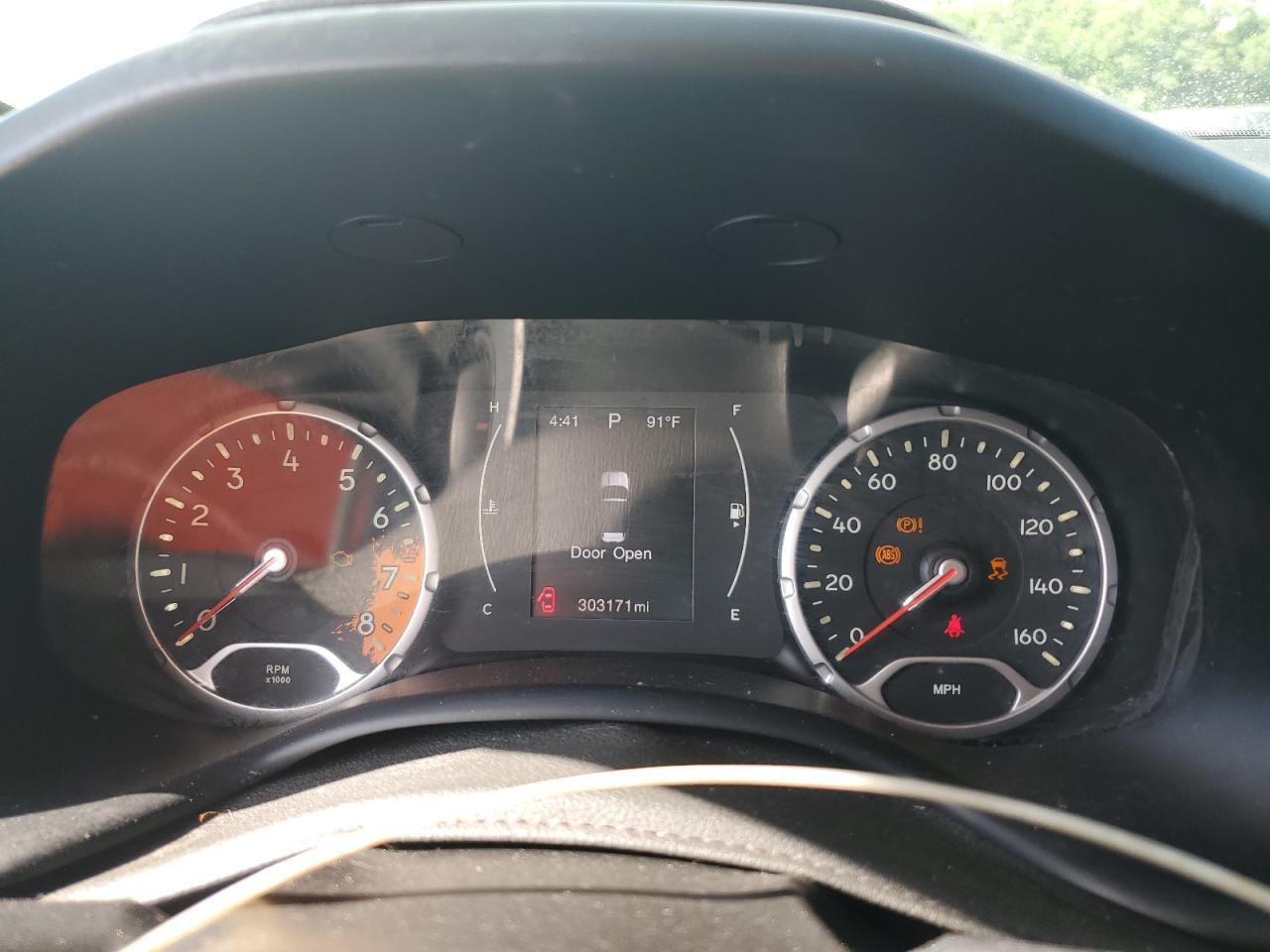 2015 Jeep Renegade Sport VIN: ZACCJBAT0FPB65055 Lot: 56693805