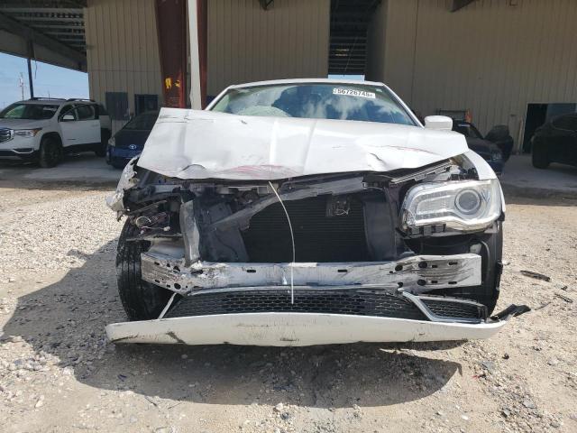  CHRYSLER 300 2015 White