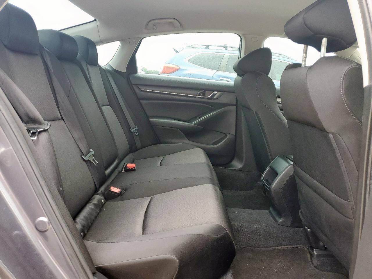 2022 Honda Accord Lx VIN: 1HGCV1F13NA010559 Lot: 57327125