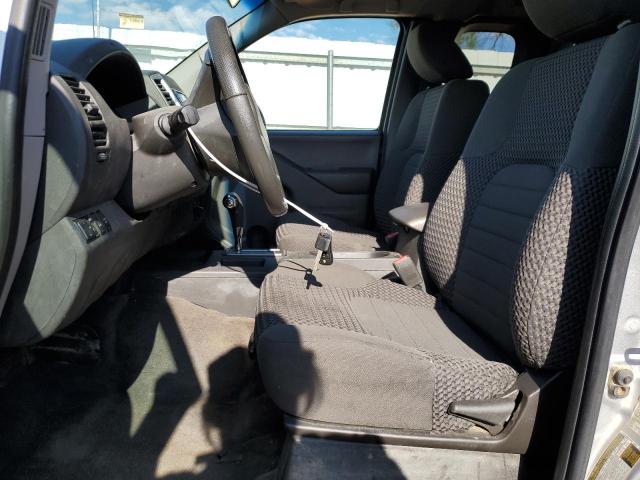  NISSAN FRONTIER 2018 Srebrny